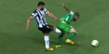 Gabi ironiza e diz que iria ‘direto pra delegacia’ caso fizesse mesma falta cruel cometida por Hulk e punida com simples cartão amarelo