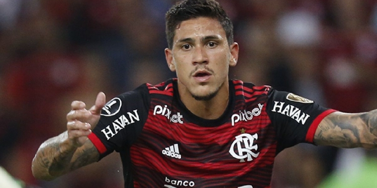 Pedro e Paulo Sousa têm conversa decisiva que pode definir futuro do camisa 21 com relação ao Flamengo