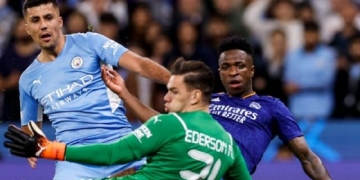 ‘Se vestiu de Pelé’: Vinícius Júnior leva imprensa da Espanha ao delírio após gol antológico na Liga dos Campeões