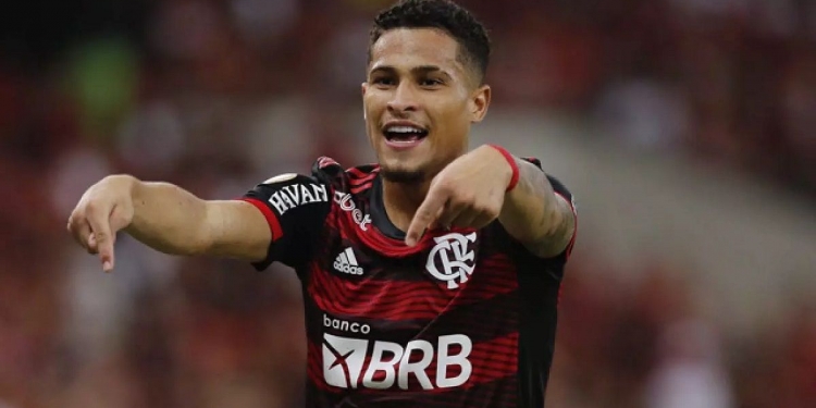 Flamengo estaria disposto a vender João Gomes ao Atlético de Madri por 20 milhões de euros