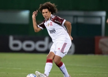 Willian Arão é detonado pela torcida do Flamengo após atuação na Libertadores: ‘Não aguento mais’