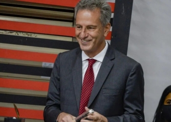 Flamengo anuncia a contratação de meia-atacante do Palmeiras até dezembro de 2025