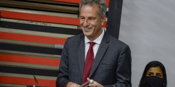 Flamengo anuncia a contratação de meia-atacante do Palmeiras até dezembro de 2025