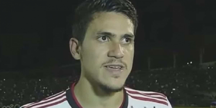 Pedro ‘cala a boca’ de jornalistas após perguntas sobre o Palmeiras: ‘a carreira é minha, quem manda sou eu’