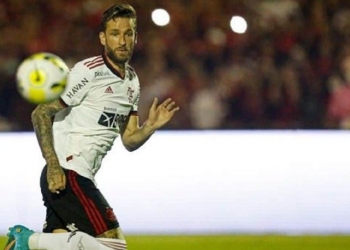 Léo Pereira é duramente vaiado pela torcida do Flamengo em partida contra o Altos-PI; motivo das críticas é divulgado