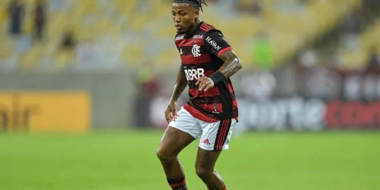 Flamengo confirma que Marinho quebrou uma das costelas durante a partida contra o Altos-PI
