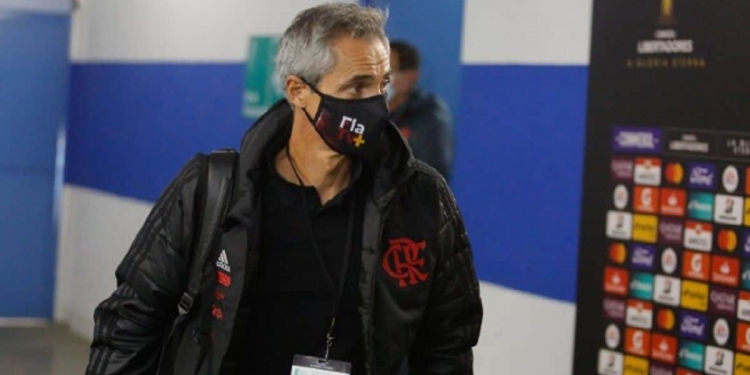 Pedro, Filipe Luís e Pablo sentem dores e Flamengo pode chegar a 11 jogadores no Departamento Médico
