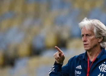 Torcida do Flamengo rechaça Jorge Jesus e indica novo técnico para substituir Paulo Sousa