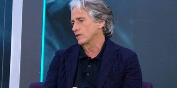 Jorge Jesus confirma propostas vindas de times brasileiros, seleções sul-americanas e time da Premier League