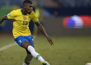 Lateral da Seleção Brasileira cotado para disputar a Copa do Mundo confessa sonho de jogar no Flamengo