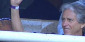 Virou a casaca? Jorge Jesus elogia torcida de rival do Flamengo no Rio: ‘fiquei encantado’