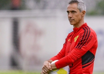 Paulo Sousa pede tratamento psicológico para titular do Flamengo; jogador é dono de ‘personalidade forte’