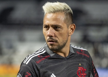 Diego Alves é dispensado pela comissão técnica de Paulo Sousa para duelo pela Libertadores