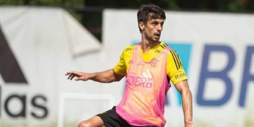 Boletim atualizado do Flamengo informa estado do tornozelo de Rodrigo Caio; jogador se machucou contra o Ceará pelo Brasileirão