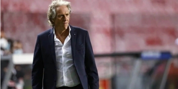Desesperados com resultados de Paulo Sousa, torcedores do Flamengo fazem campanha pela volta de Jorge Jesus