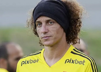 Dor de cabeça para Paulo Sousa: David Luiz é vetado e pode ser desfalque para o prosseguimento da temporada