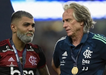 Jorge Jesus encaminha acerto com Fenerbahçe e pede a contratação de Gabigol como reforço