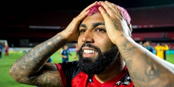 ‘Eu tenho raiva do Gabigol’: jogador do Botafogo detona camisa 9 do Flamengo ao vivo durante programa esportivo
