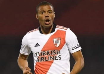 Irmão Sánchez, do Santos, entra na mira do Flamengo; meia de 24 anos pode deixar o River Plate de graça no meio do ano
