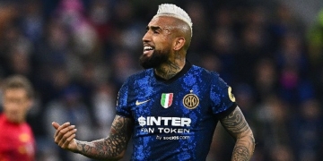 Empresário garante: ‘faremos o possível e o impossível para Vidal jogar no Flamengo’; chileno pode chegar à Gávea no próximo mês