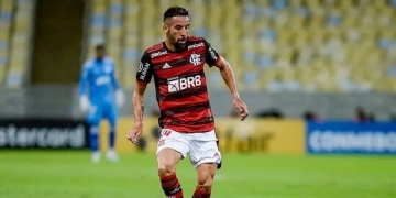 Adeus, Gávea? Flamengo bate o martelo e define o destino de Maurício Isla, diz jornalista