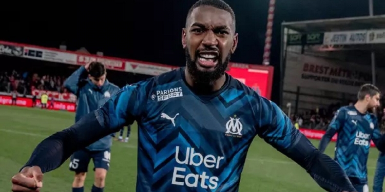 De volta ao Brasil, Gerson anuncia retorno ao Flamengo