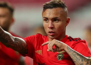 Flamengo e Palmeiras devem travar briga no mercado da bola pela compra de Everton Cebolinha