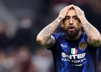 Em Ibiza, Flamengo e Arturo Vidal acertam contrato com dois anos de duração, diz imprensa italiana