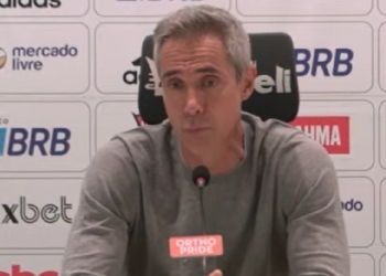 Paulo Sousa diz que vaias da torcida são prejudiciais ao Flamengo