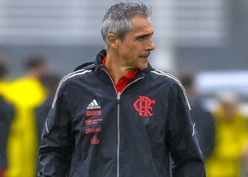 Paulo Sousa bate o martelo e decide se vai pedir demissão do Flamengo; torcida perde a paciência e cobra saída imediata