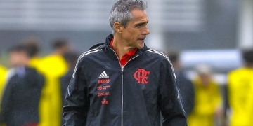 Paulo Sousa bate o martelo e decide se vai pedir demissão do Flamengo; torcida perde a paciência e cobra saída imediata