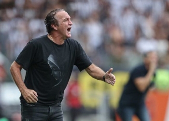 Dirigentes do Flamengo concluem que Cuca pode ser o novo treinador; Maurício Barbieri também é visto com bons olhos