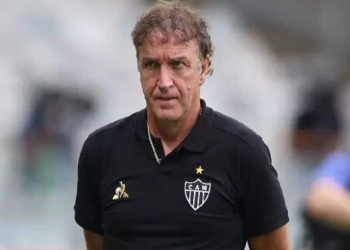 Técnico Cuca rompe o silêncio e diz se recebeu proposta do Flamengo para substituir Paulo Sousa
