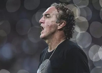 Cuca fecha a porta na cara do Flamengo e descarta treinar o time; ex-comandante do Atlético-MG era a primeira opção
