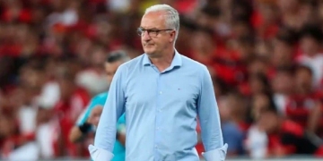 Flamengo acerta a contratação de Dorival Júnior como novo técnico após a queda de Paulo Sousa