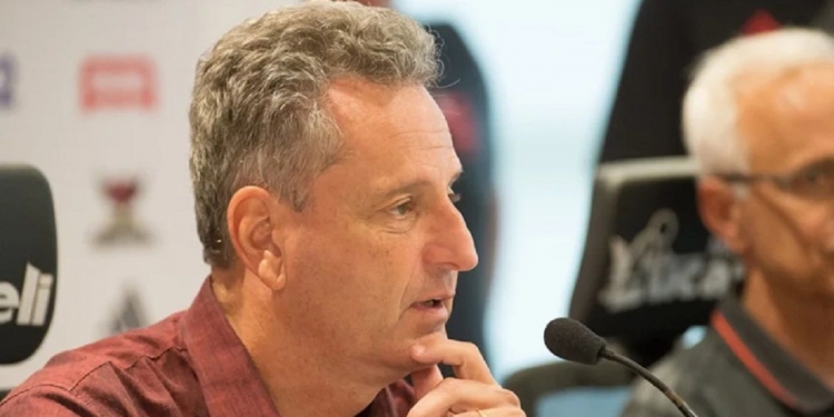 Reforço de milhões perde espaço no Flamengo e pode ser negociado nesta janela de transferências