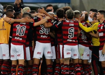 Em tom de despedida, jogador do Flamengo diz estar vivendo os seus ‘últimos meses’ na Gávea