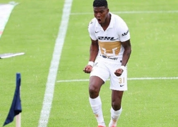 Craque equatoriano é oferecido ao Flamengo para substituir Bruno Henrique; Marcos Braz e Dorival Júnior dão aval para novo reforço