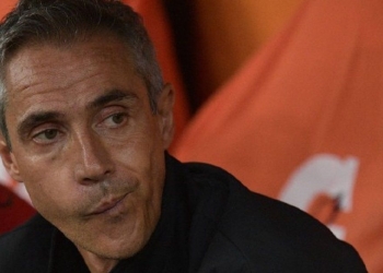 Paulo Sousa rompe o silêncio e se dirige a Dorival Júnior pela primeira vez após demissão do Flamengo