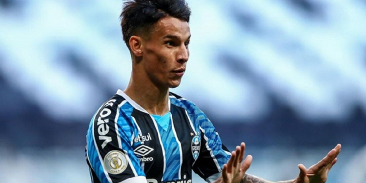 Flamengo e Grêmio tinham contrato ‘pronto’ para a venda de Ferreirinha, mas Paulo Sousa disse ‘não’ à contratação