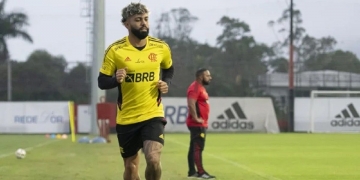 Dirigente de time inglês está a caminho do Rio de Janeiro para comprar Gabigol junto ao Flamengo, diz imprensa internacional