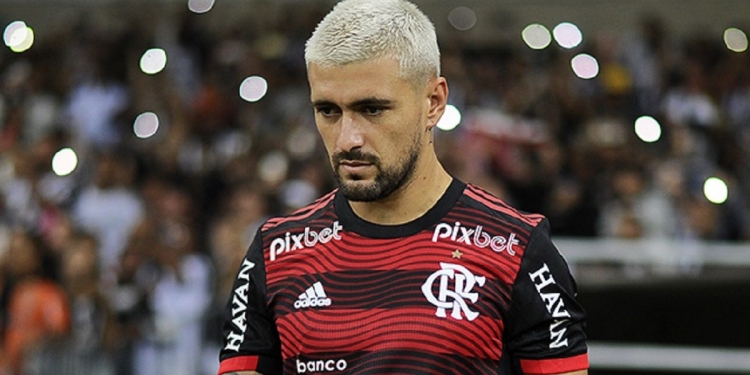 Flamengo se posiciona após rumores de que Arrascaeta estaria incomodando vizinhos com festas noturnas