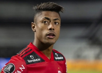 Chega ao fim a cirurgia de Bruno Henrique; Flamengo emite nota dando detalhes da operação