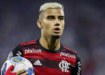 Andreas Pereira escolhe continuar no Flamengo; Fulham e Manchester United têm acordo por seu retorno à Inglaterra