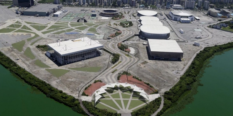 Flamengo pode desistir da concessão do Maracanã para construir o seu próprio estádio