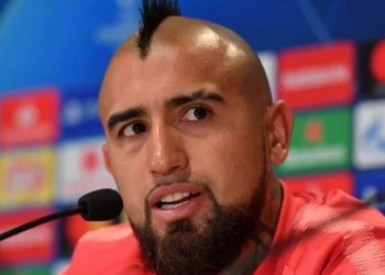 Arturo Vidal já tem data prevista para chegar ao Rio; chileno deve marcar presença na partida entre Flamengo e Tolima