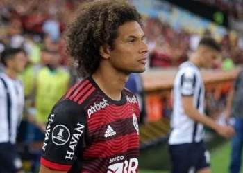 Flamengo bate o martelo e decide se vende Willian Arão ao Fenerbahçe; time de Jorge Jesus apresentou proposta milionária