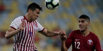 Com Léo Pereira de saída, Flamengo entra na briga com o Corinthians pela contratação do zagueiro Balbuena