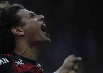 Fim da novela: Willian Arão vai à Gávea, assina rescisão e embarca à Turquia para ser apresentado no Fenerbahçe de Jorge Jesus