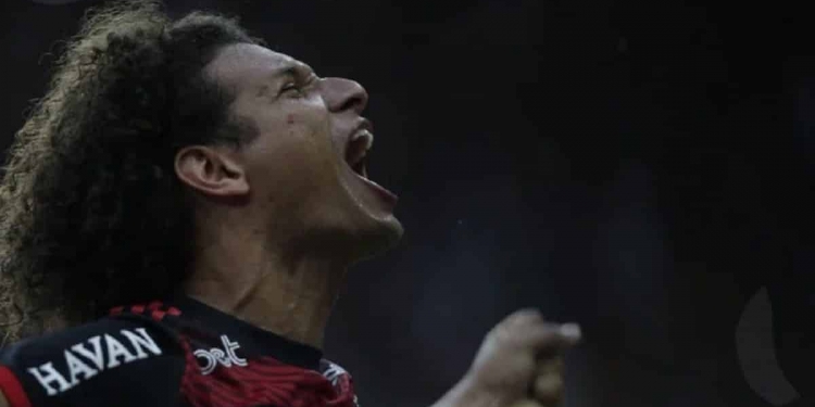 Fim da novela: Willian Arão vai à Gávea, assina rescisão e embarca à Turquia para ser apresentado no Fenerbahçe de Jorge Jesus